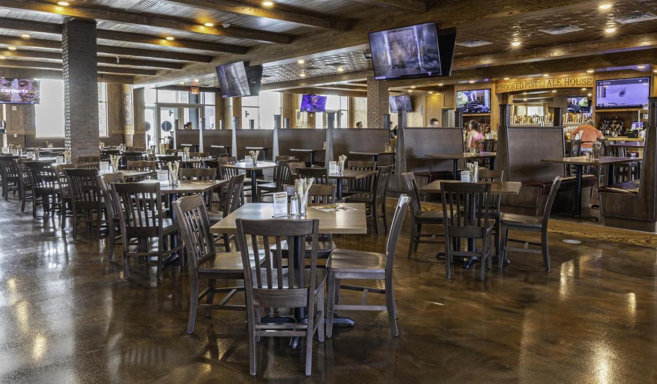 Holiday Inn Glendale - Stadium & Ent Dist By Ihg Eksteriør billede