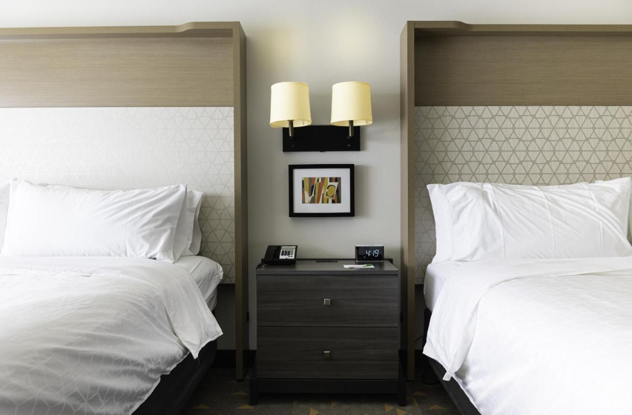 Holiday Inn Glendale - Stadium & Ent Dist By Ihg Eksteriør billede
